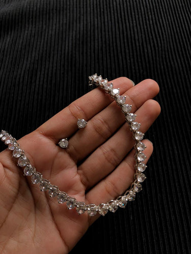 Small Solitaire Necklace Set